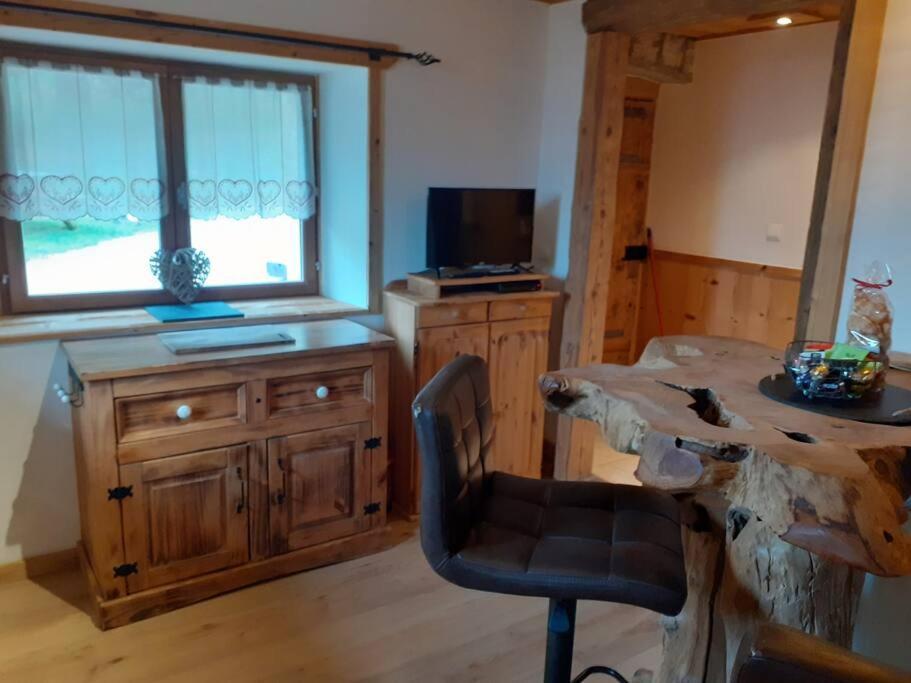 La Grange De Pimberty - Beautiful Apartments 27 Miles From Geneva Vailly Kültér fotó