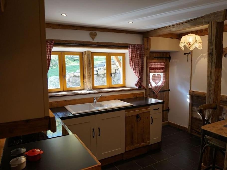 La Grange De Pimberty - Beautiful Apartments 27 Miles From Geneva Vailly Kültér fotó